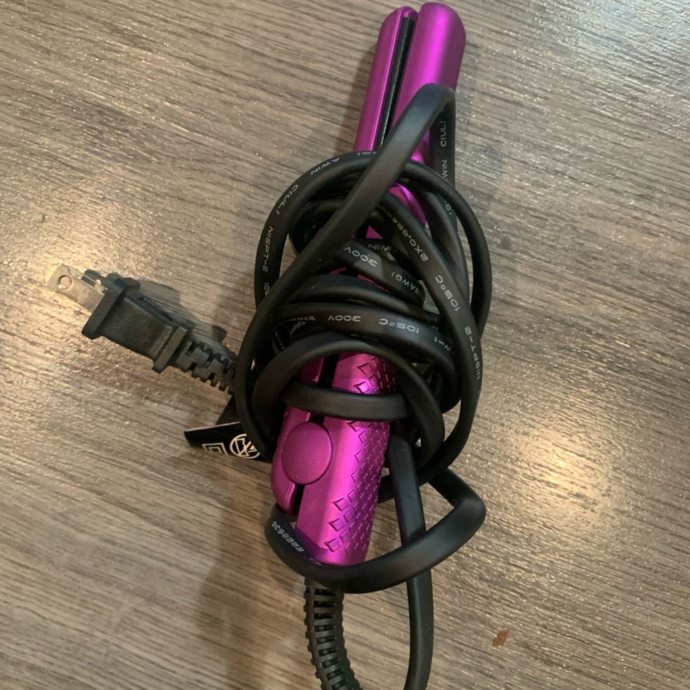 Mini/ Travel Size Hair Straightener